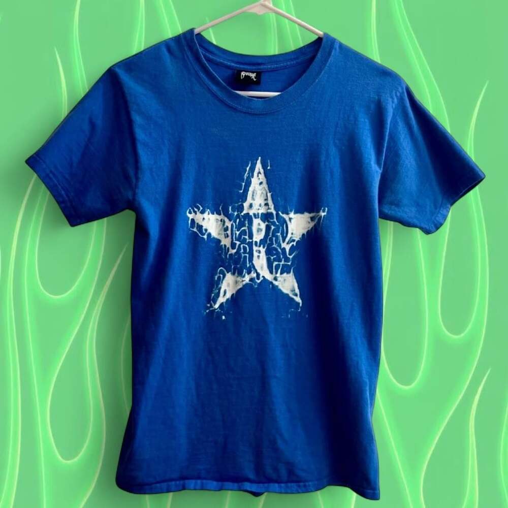 Revenge Gallery Blue Star Graphic Tee Small